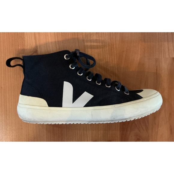 VEJA High Top Sneakers Mens 9 Black Canvas Sustainable Casual Shoes